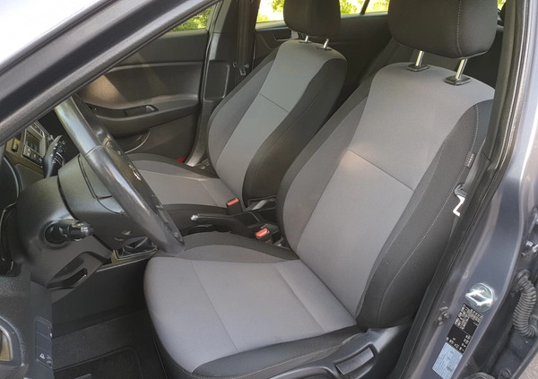 Hyundai i20 cena 34900 przebieg: 88000, rok produkcji 2017 z Szamotuły małe 667